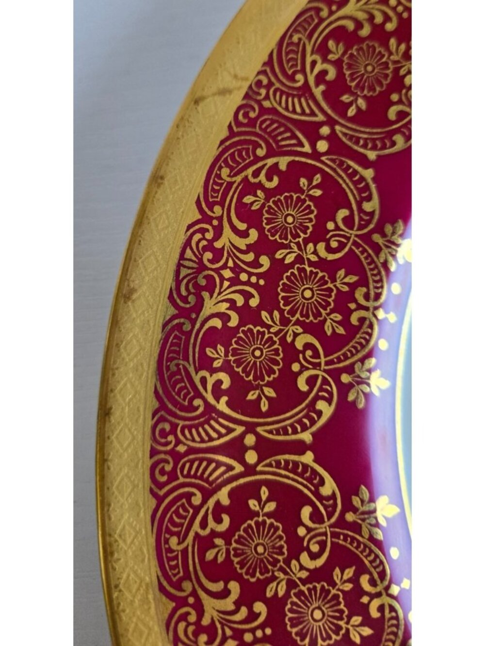 Edgerton Porcelain Dinner Plate 10.75 in Red Color #E456/13 Decorated In USA - Picture 6 of 7